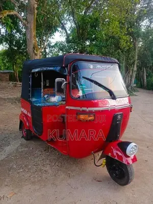 Bajaj RE 1997