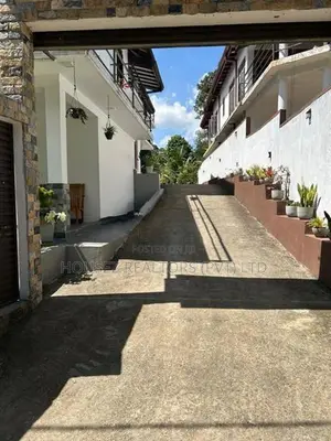 Spacious Two-Story House for Sale Katugasthota