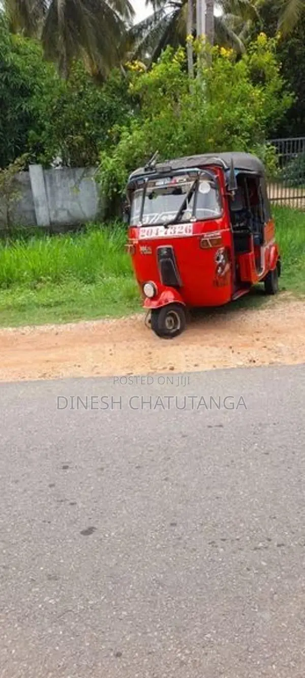 Bajaj RE Three Wheeler 2000