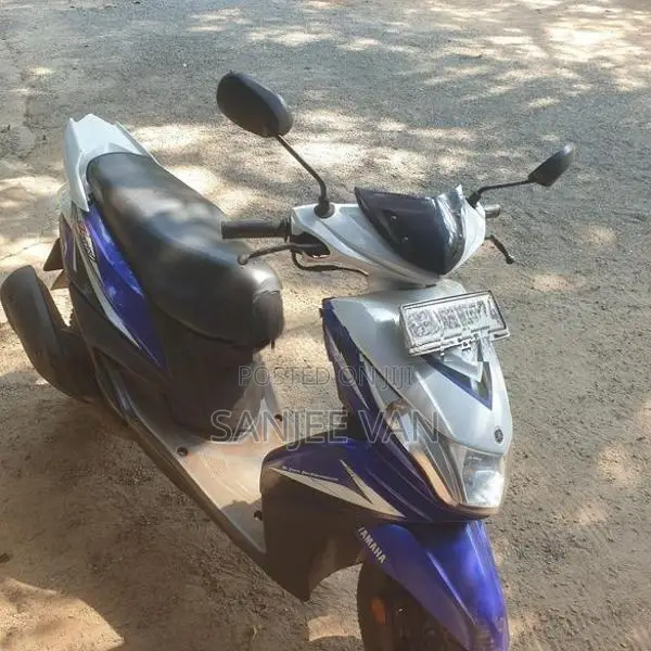 Yamaha Ray 2017