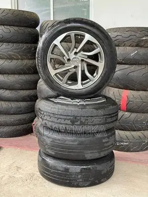 Toyota Aqua 175/65 R15 Alloy Wheel Set