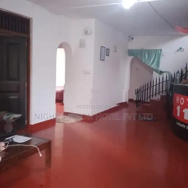 Running Hotel with 40P Land for Sale – Ratnapura/Panadura Main Road