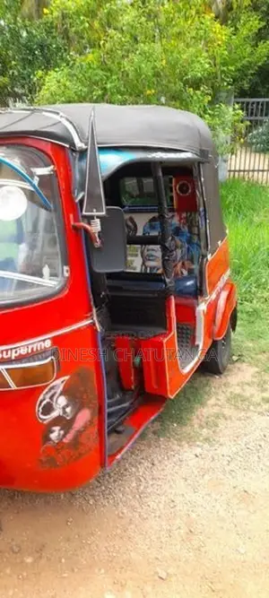 Bajaj RE Three Wheeler 2000