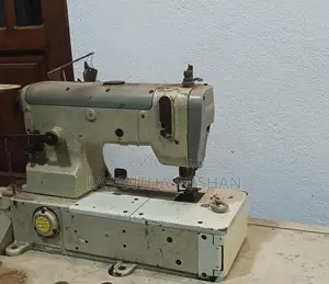 රෙදි මහන මැශින්