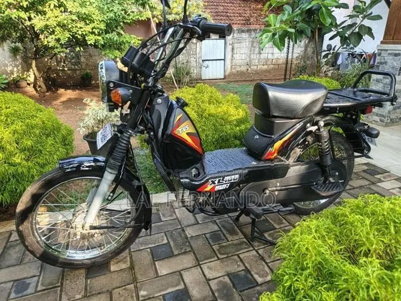 TVS XL 100 2025