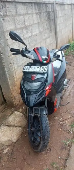 Aprilia SR 2019