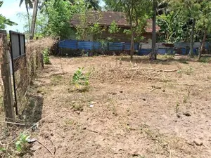 வளவு விற்பனைக்கு - பாலமுனை