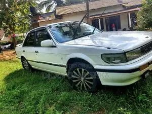 Nissan Bluebird 1993
