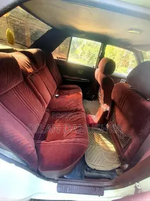 Nissan Bluebird 1993