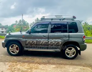 Mitsubishi Pajero 2000