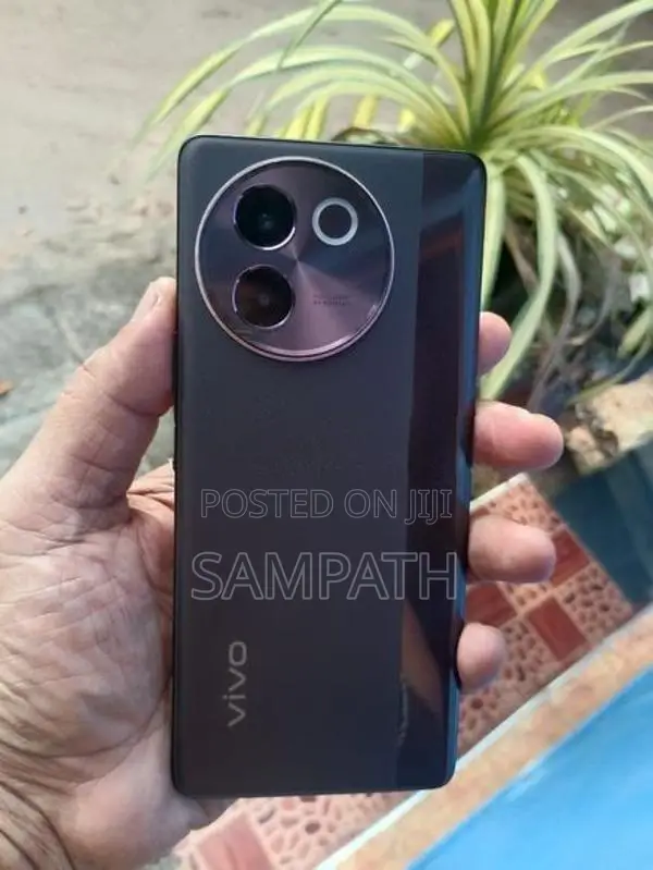 Vivo V30e 5G (Used)
