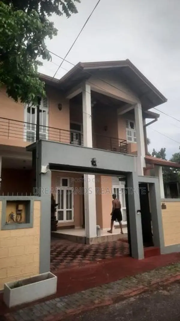 Malabe Kotalawala 2 Story House for Sale ( RHS - 696 )