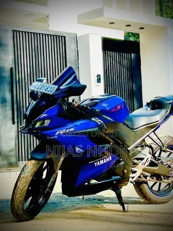 Yamaha R15 2016