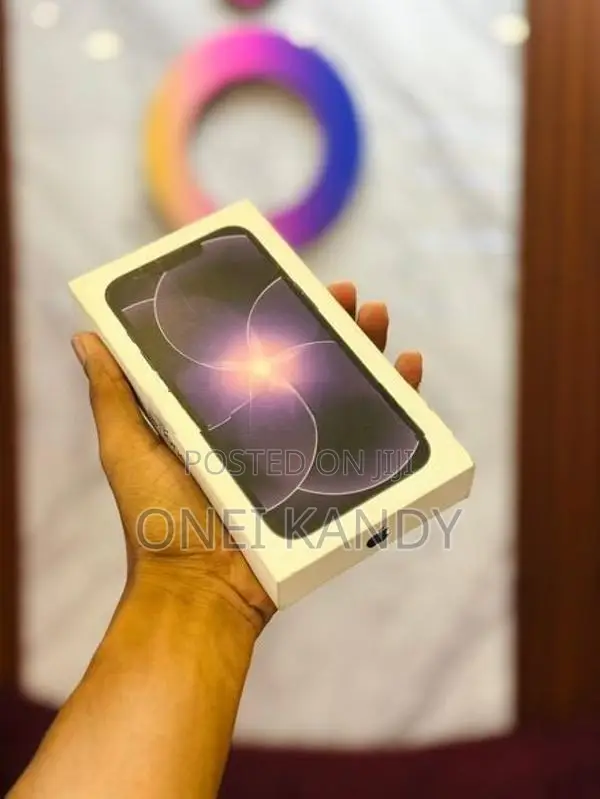 Apple iPhone 17e 256GB (Brand New)