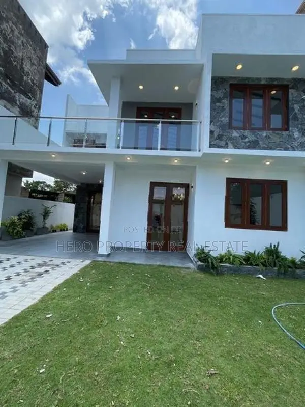 Luxury Super Modern House for Sale in Athurugiriya ---