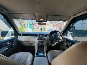 Land Rover Discovery 4 S 2013