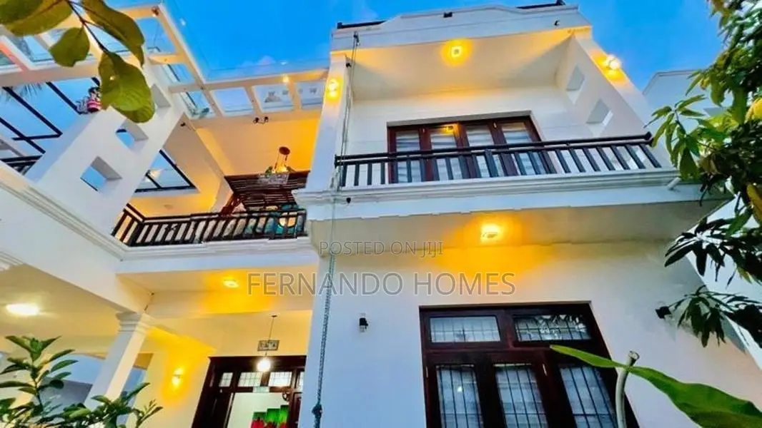 Solar Power Air Conditioned Box Modern Luxurious 5 BR House Sale Negom