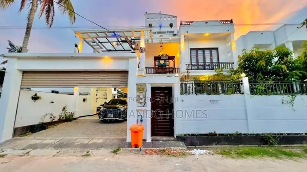 Solar Power Air Conditioned Box Modern Luxurious 5 BR House Sale Negom