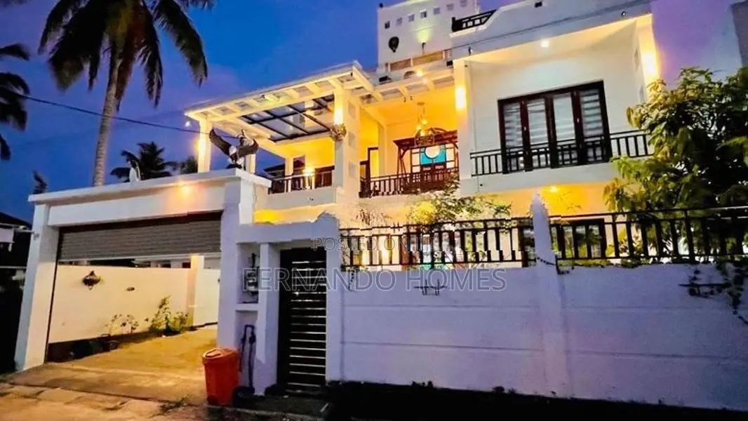 Solar Power Air Conditioned Box Modern Luxurious 5 BR House Sale Negom