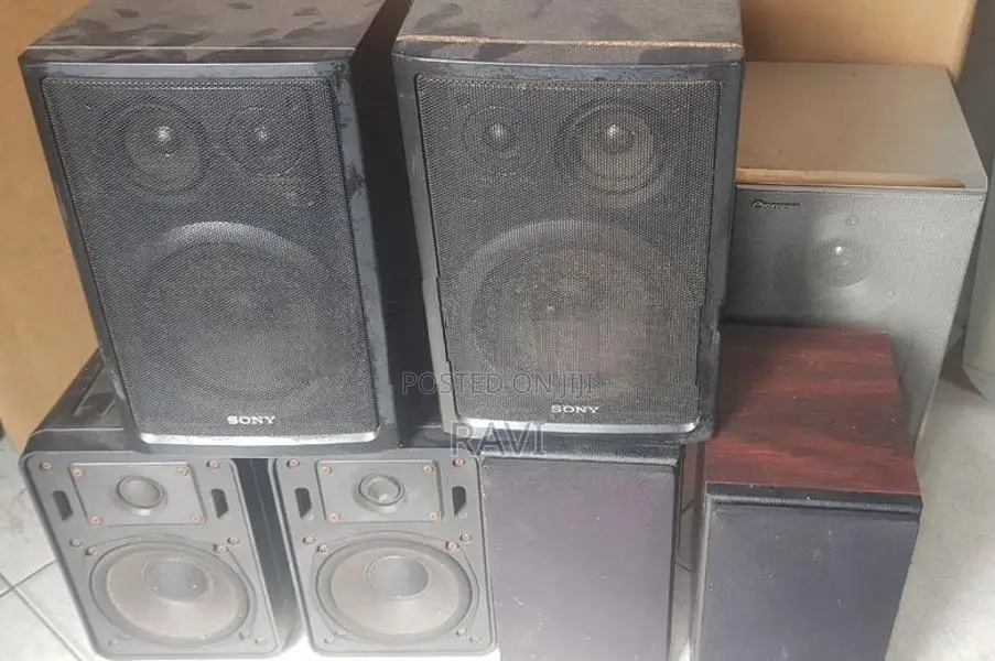 bookshelf speakers