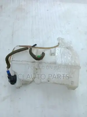 Suzuki Alto HA25 Wiper Washer Tank