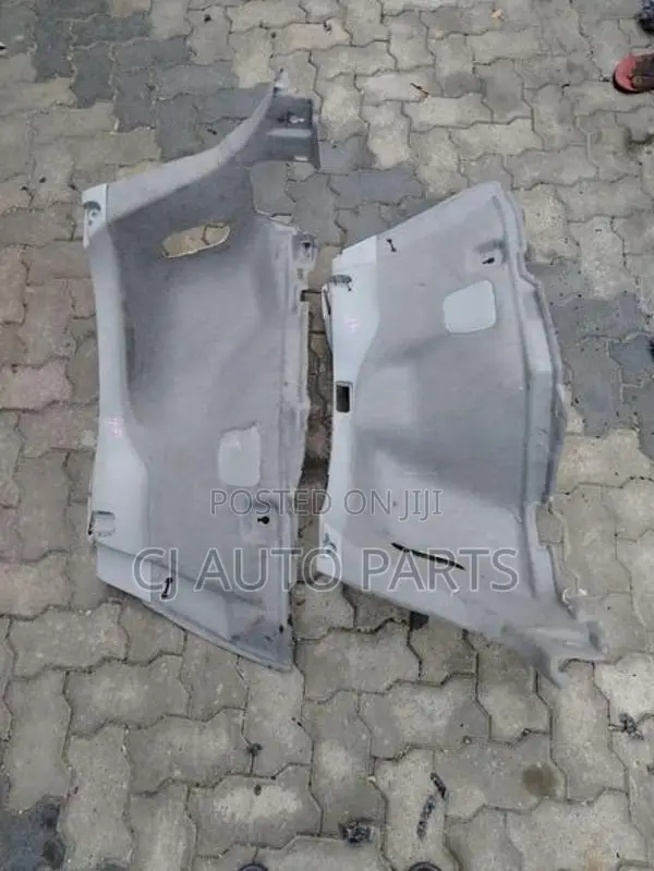 Toyota Prius 30 Dicky Side Carpets