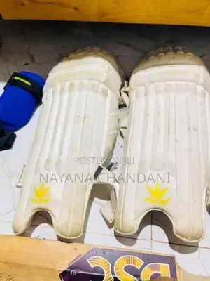 Mids Cricket Pads