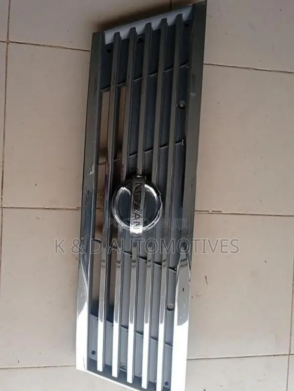 Nissan E25 Front Nickel Grill