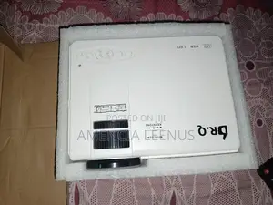 Dr.Q Projector