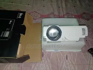 Dr.Q Projector