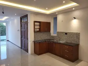 2nd floor for rent batharamulla