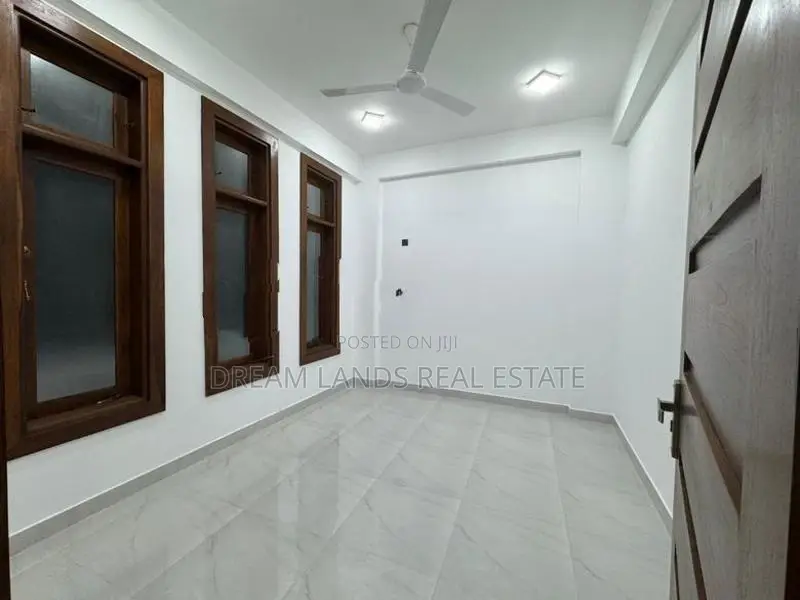 Brand new 2nd floor houses for rent dehiwela