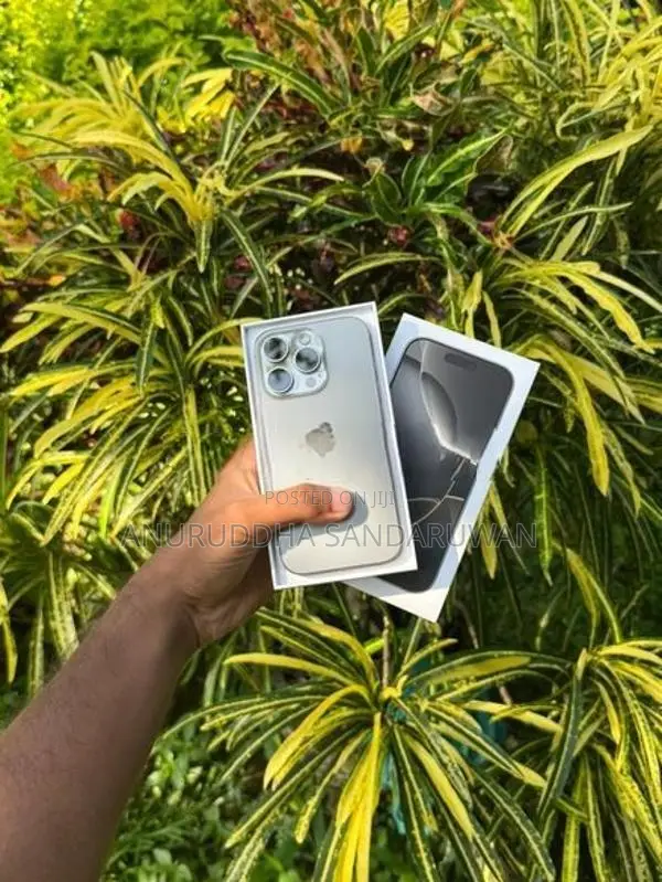 Apple iPhone 16 Pro 128GB (Used)
