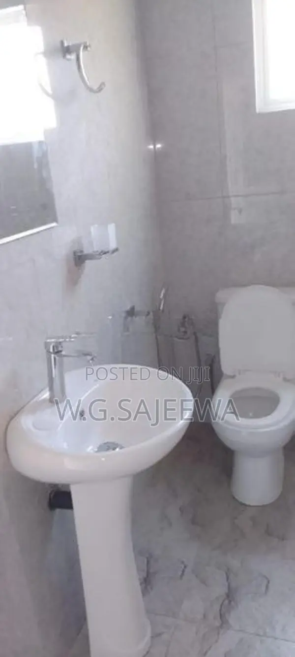 Newly Built Upstair House Rent in Negombo