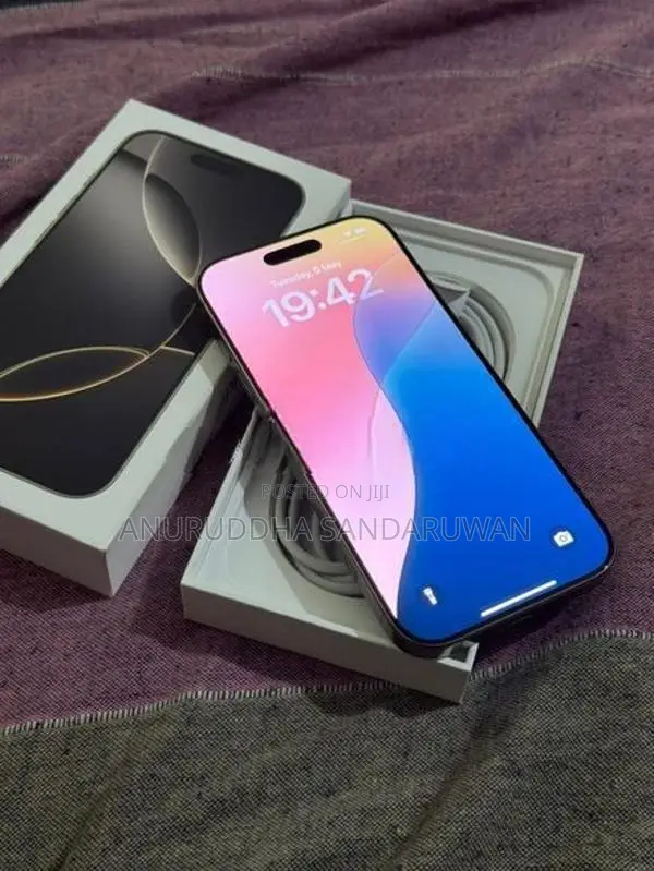Apple iPhone 16 Pro 128GB (Used)