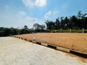 Kalagedihena Land for Sale