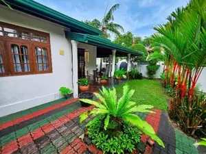 පර්චස් 16.8 ක අලංකාර නිවස විකිනීමට - මත්තෙගොඩ