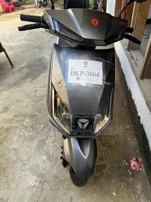 Yadea T5 2025