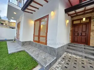 Bokundara බෝකුන්දර පිහිටි අලුත්ම දෙමහල් නිවස විකිනීමට