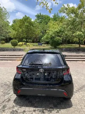 Toyota Yaris X Limited Push Start 2023