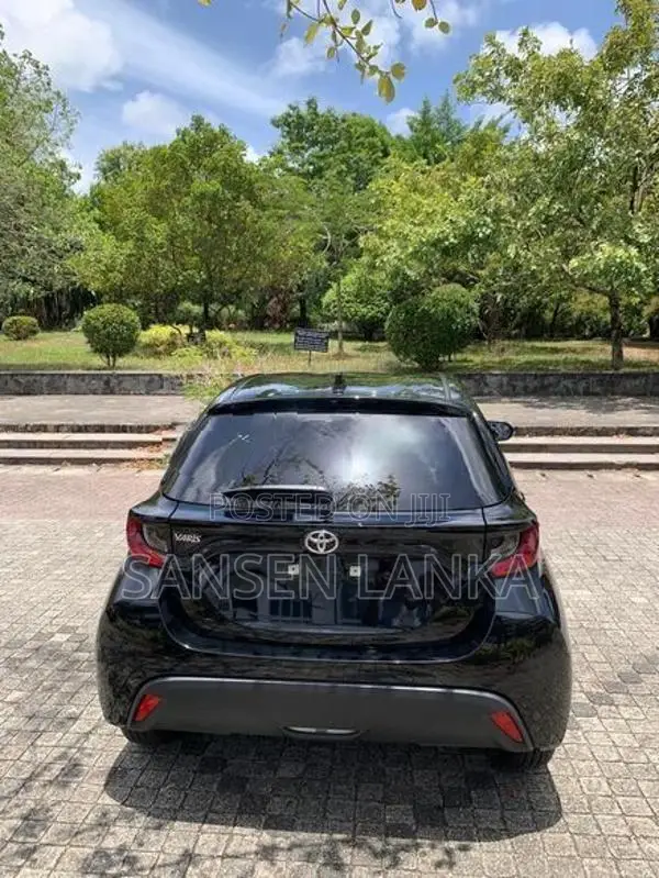 Toyota Yaris X Limited Push Start 2023