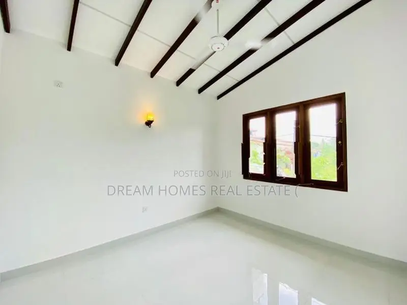 Beautiful 2 Storey House for Sale in Prime Athurugiriya Location