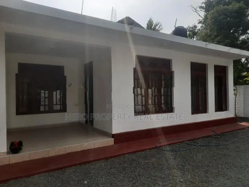 House for Rent in Katana