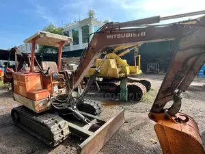EXCAVATOR MITSUBISHI ME30