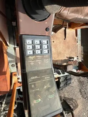 EXCAVATOR MITSUBISHI ME30
