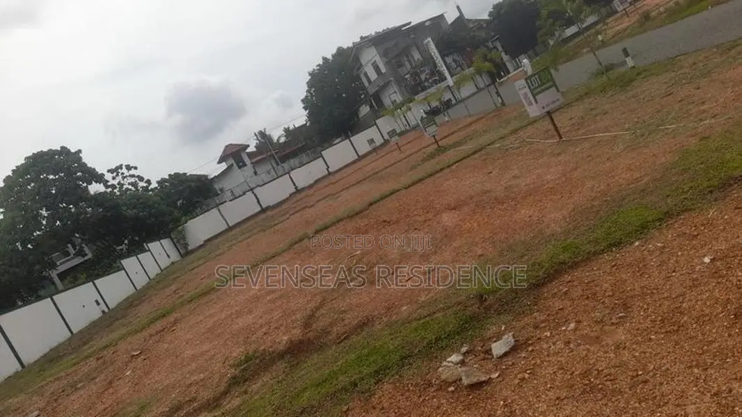 Gated communicated land for sale in athurugiriya