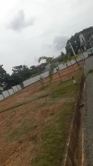 මිලේනියම් city එක ලගින්ම විකුනන ඉඩම්