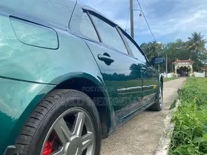 Renault Laguna mark 2 2004