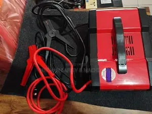 Kende FC-12E automotive battery charger and inverter Herman PT 0330