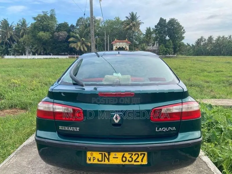 Renault Laguna mark 2 2004